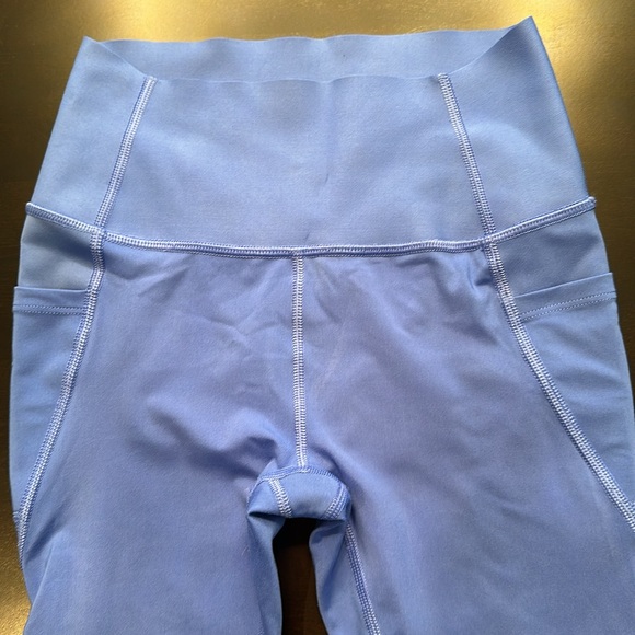 Gap fit Sz. XS sculpt compression - Picture 2 of 7